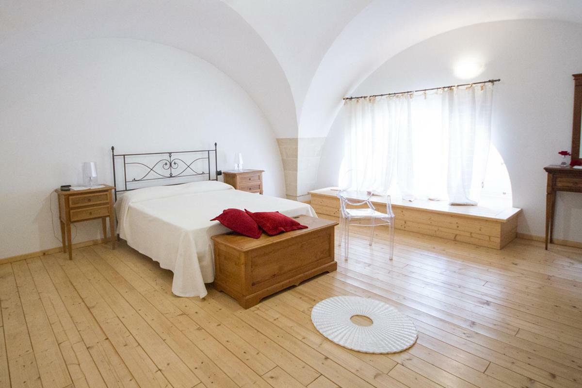 ガラティーナ Giardini Antichi Bed & Breakfast エクステリア 写真